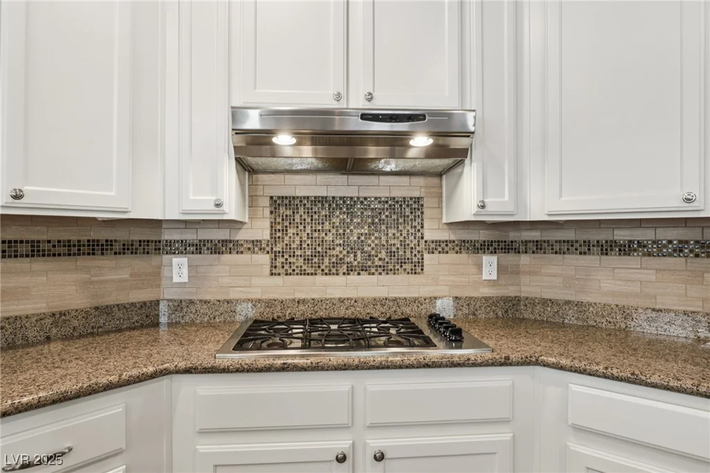 8204 Chimney Bluffs, North Las Vegas, NV 89085