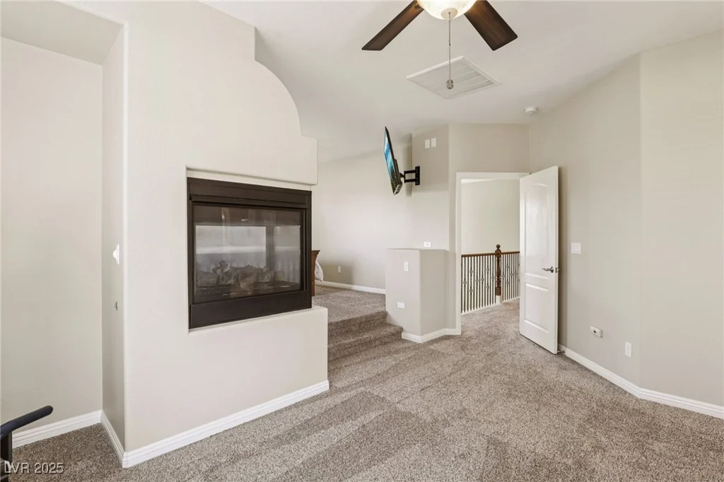8204 Chimney Bluffs, North Las Vegas, NV 89085