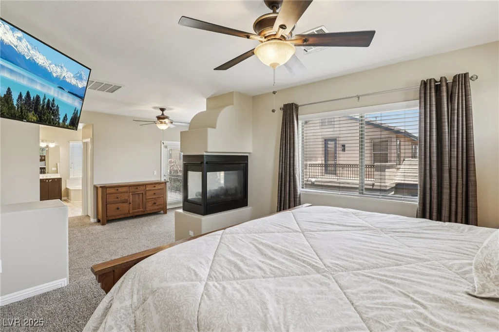 8204 Chimney Bluffs, North Las Vegas, NV 89085