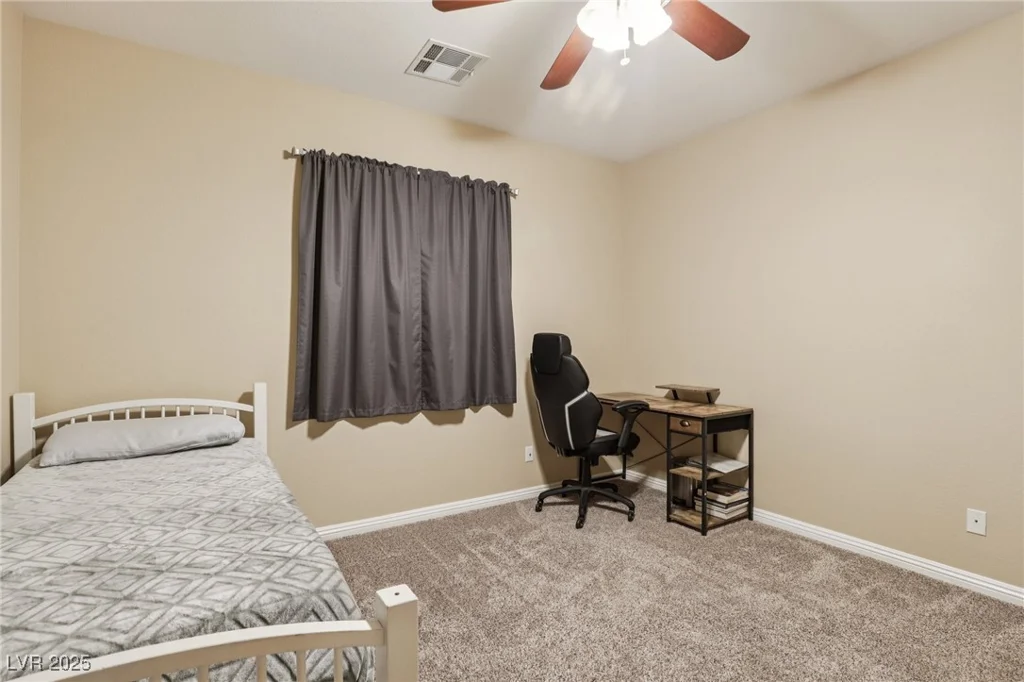 8204 Chimney Bluffs, North Las Vegas, NV 89085