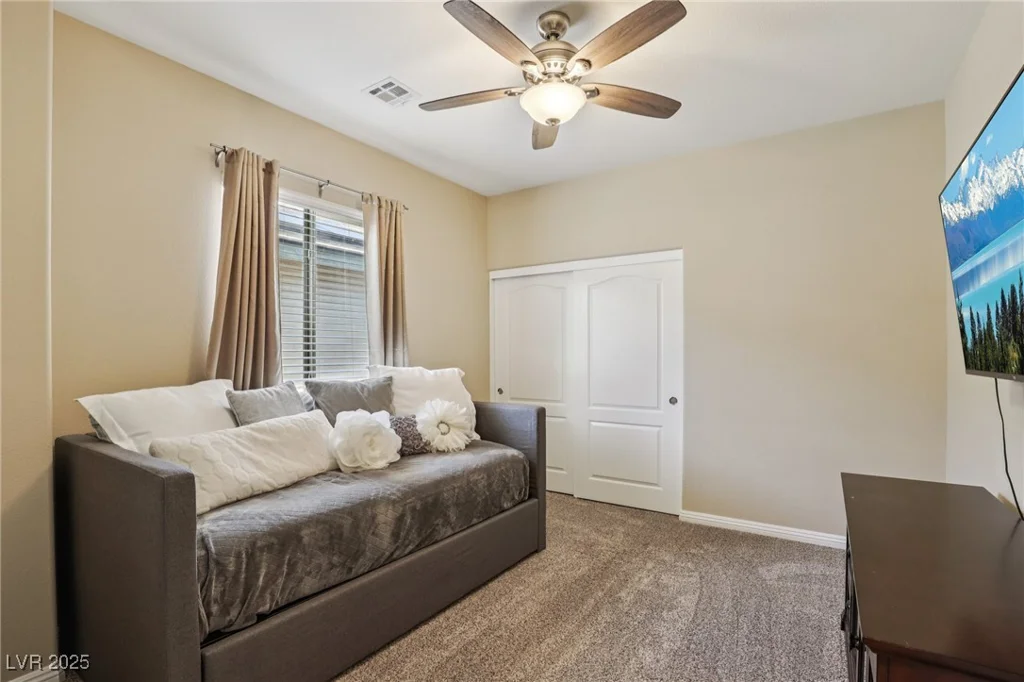 8204 Chimney Bluffs, North Las Vegas, NV 89085