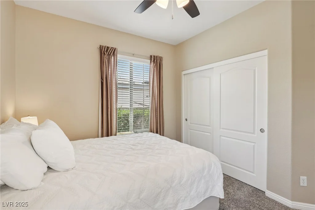 8204 Chimney Bluffs, North Las Vegas, NV 89085