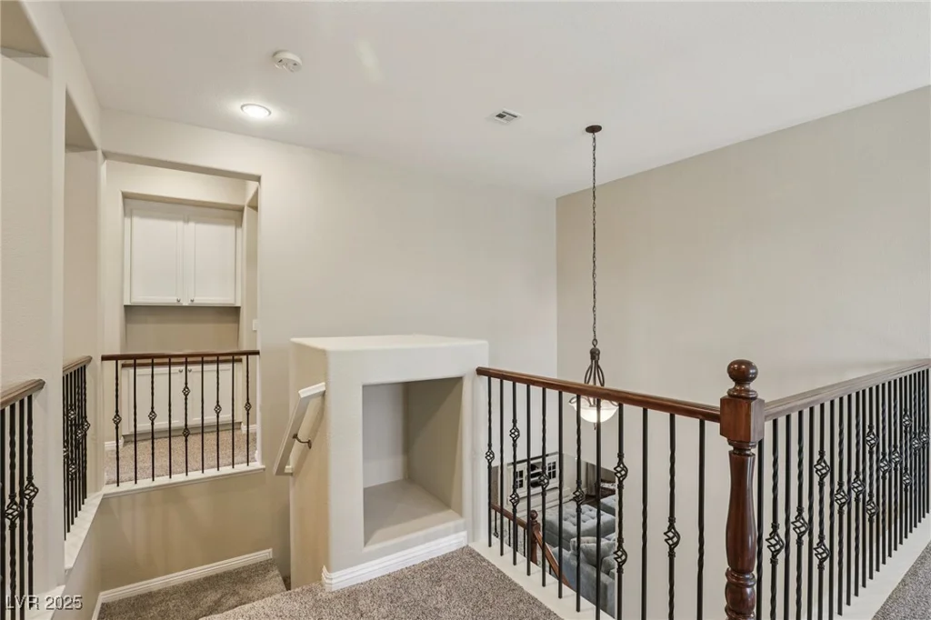 8204 Chimney Bluffs, North Las Vegas, NV 89085