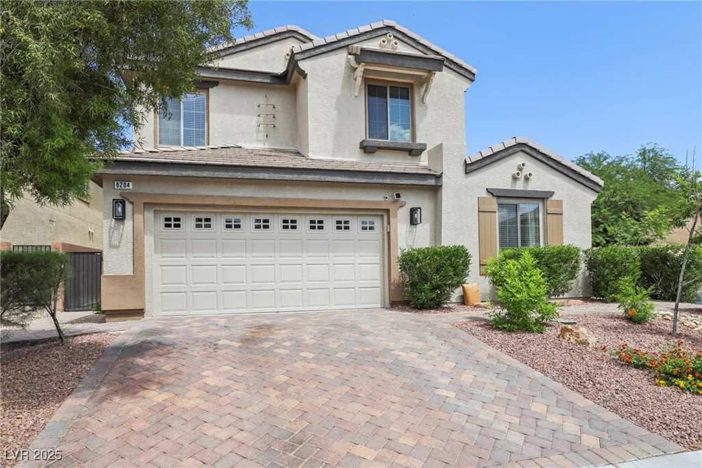 8204 Chimney Bluffs, North Las Vegas, NV 89085