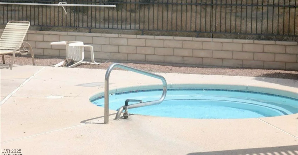 671 Bourbon, Pahrump, NV 89048