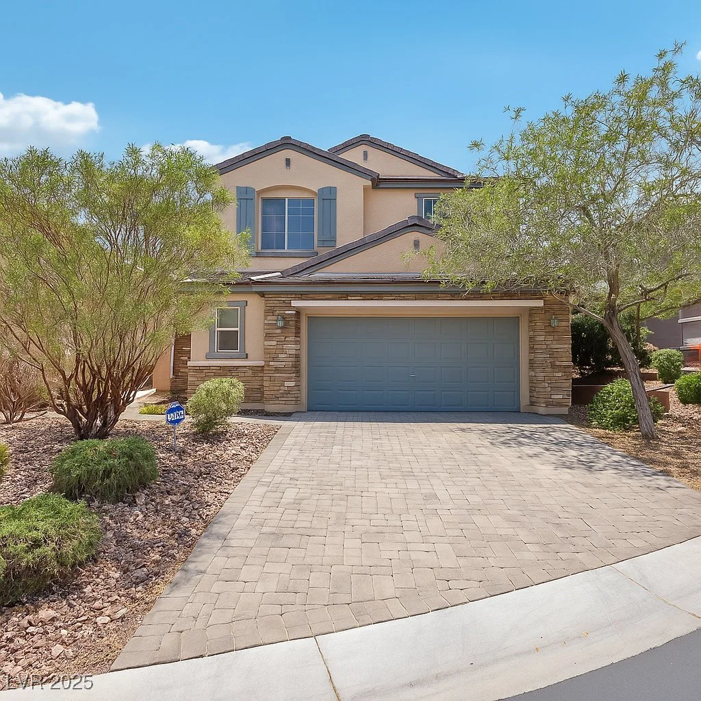 10329 Walworth, Las Vegas, NV 89166
