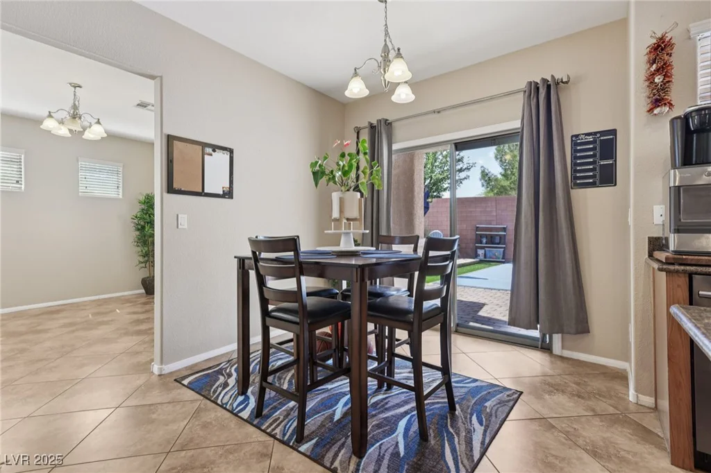10329 Walworth, Las Vegas, NV 89166