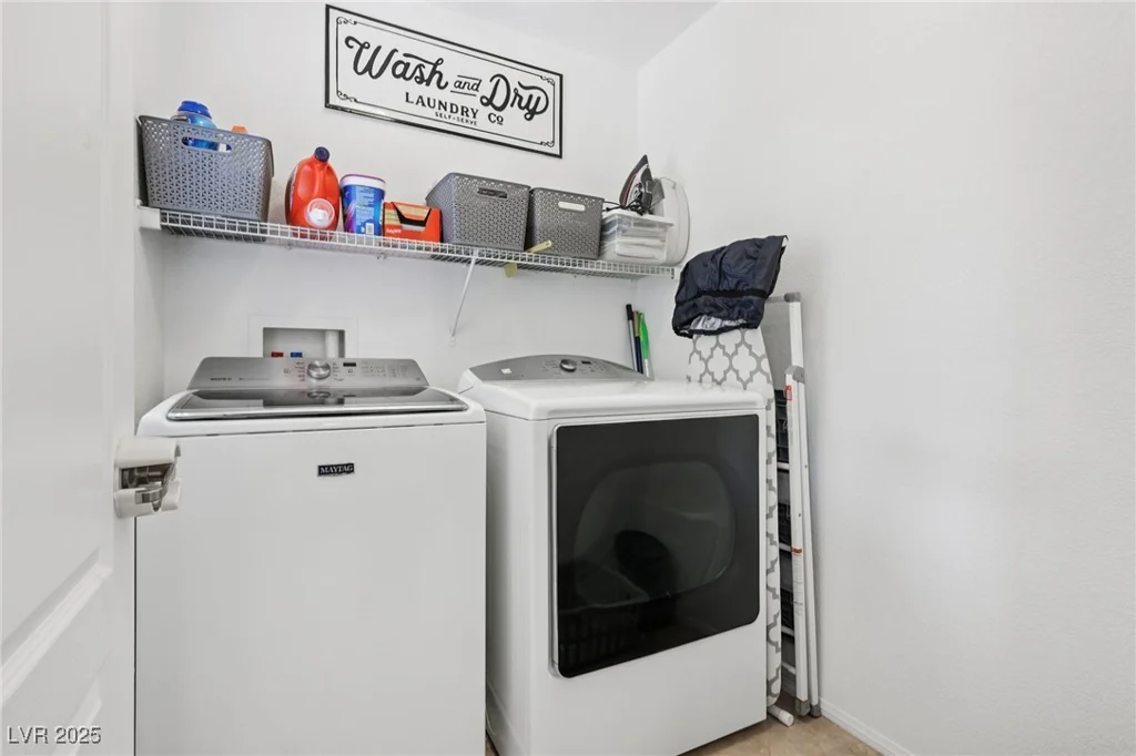 10329 Walworth, Las Vegas, NV 89166