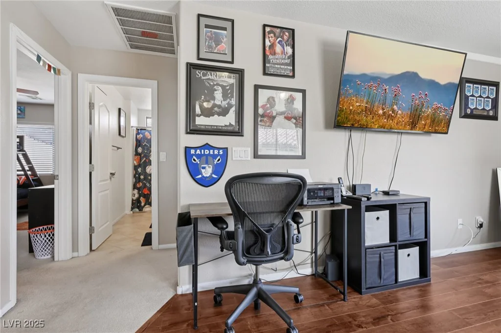 10329 Walworth, Las Vegas, NV 89166