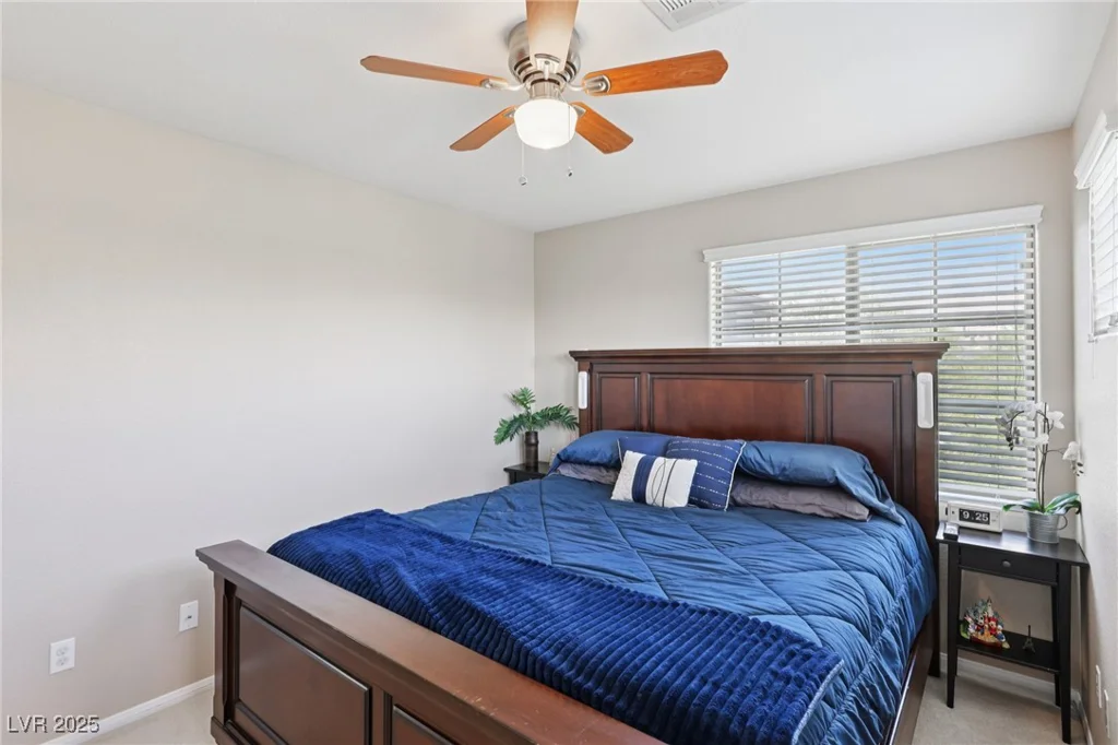 10329 Walworth, Las Vegas, NV 89166