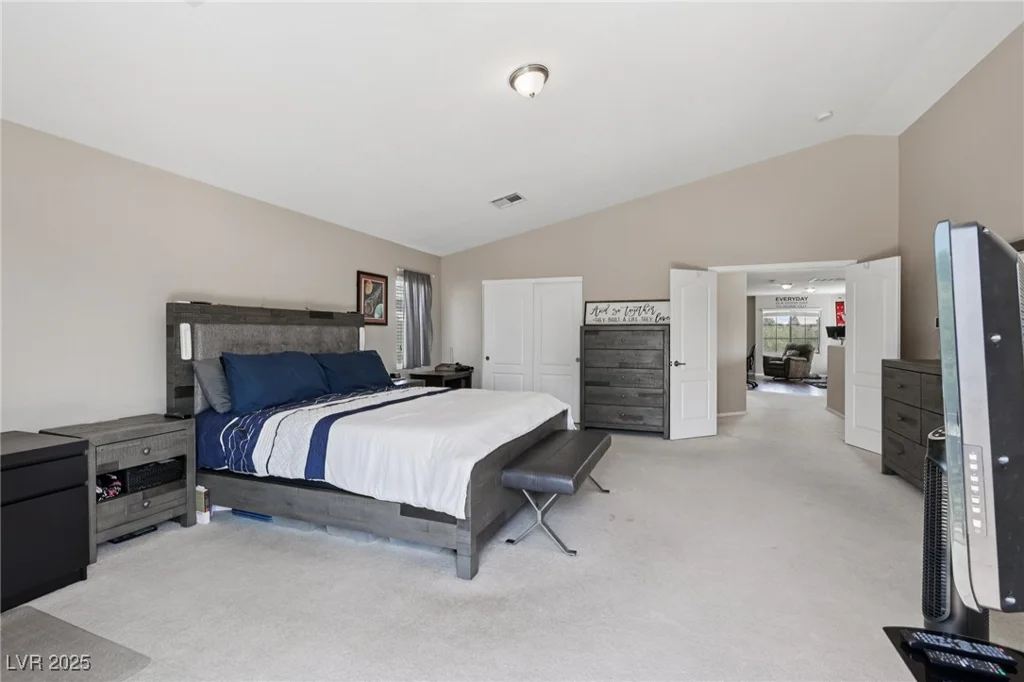 10329 Walworth, Las Vegas, NV 89166