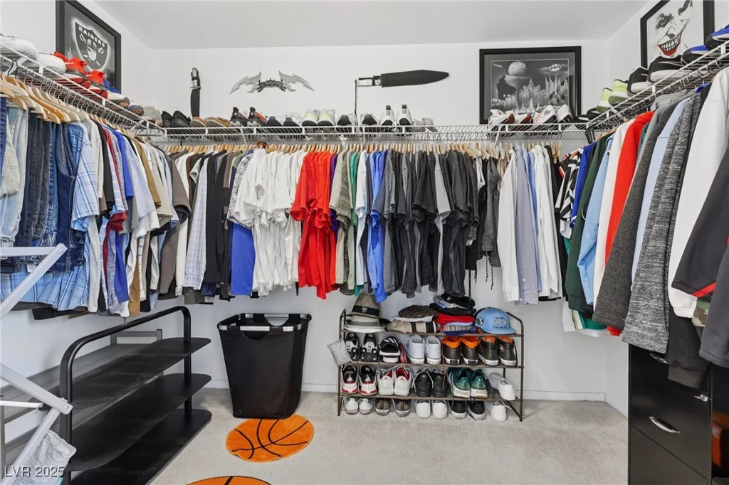 10329 Walworth, Las Vegas, NV 89166