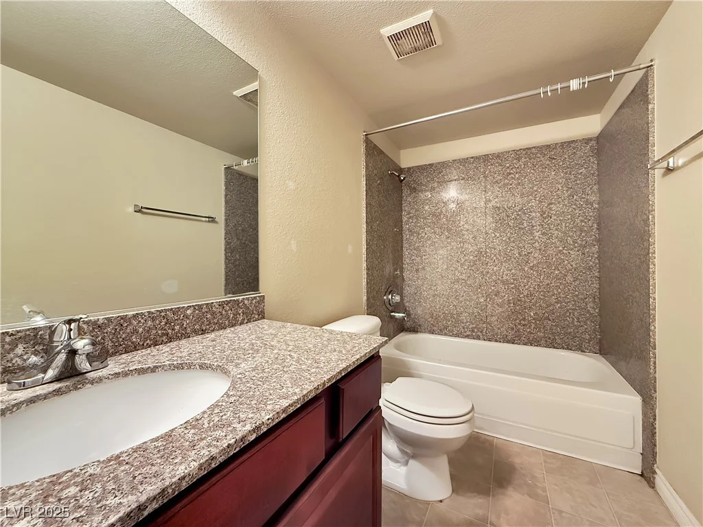4943 Indian River, Las Vegas, NV 89103