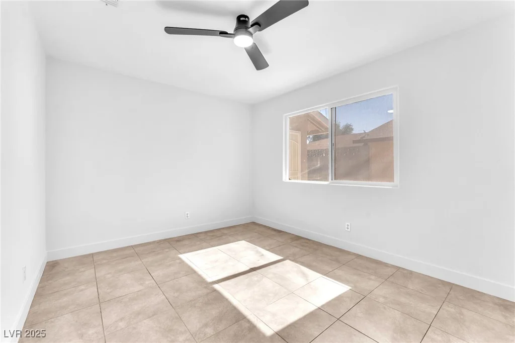 6717 Sheffield, Las Vegas, NV 89108