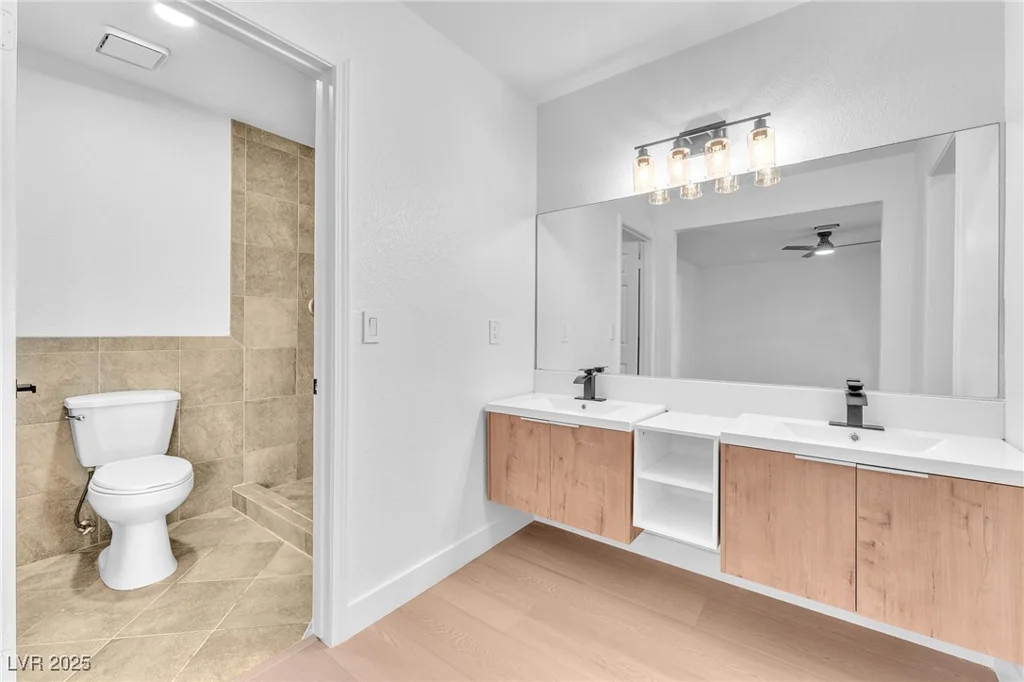 6717 Sheffield, Las Vegas, NV 89108