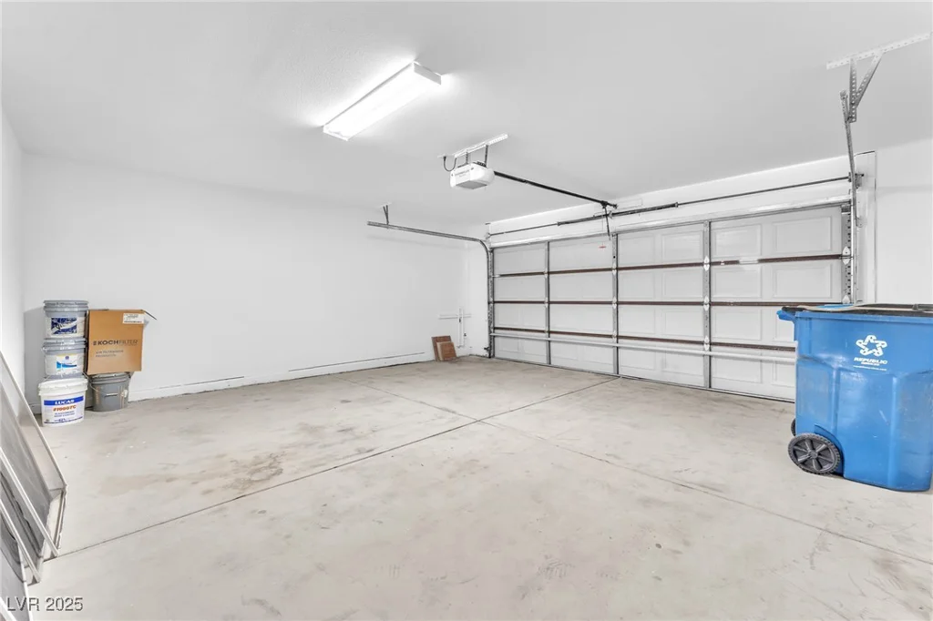 6717 Sheffield, Las Vegas, NV 89108