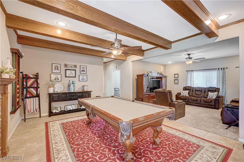 6821 Jeanette, Las Vegas, NV 89131