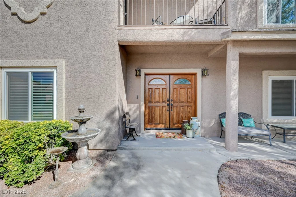 6821 Jeanette, Las Vegas, NV 89131