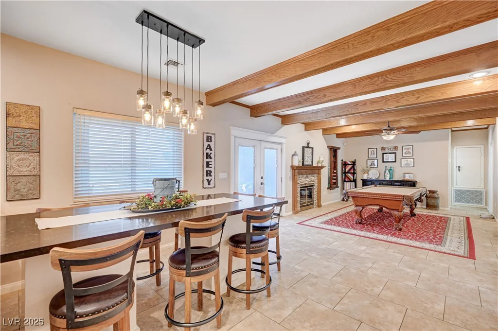 6821 Jeanette, Las Vegas, NV 89131