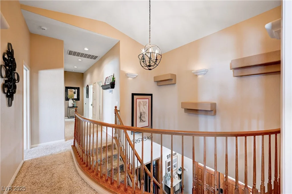 6821 Jeanette, Las Vegas, NV 89131