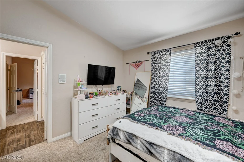 6821 Jeanette, Las Vegas, NV 89131