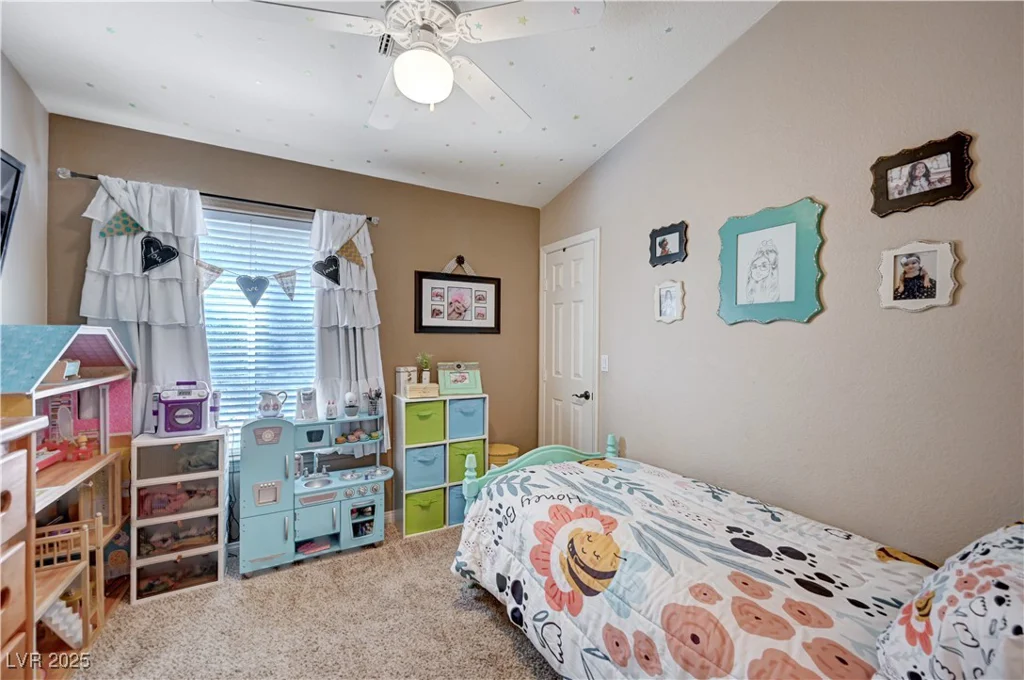 6821 Jeanette, Las Vegas, NV 89131