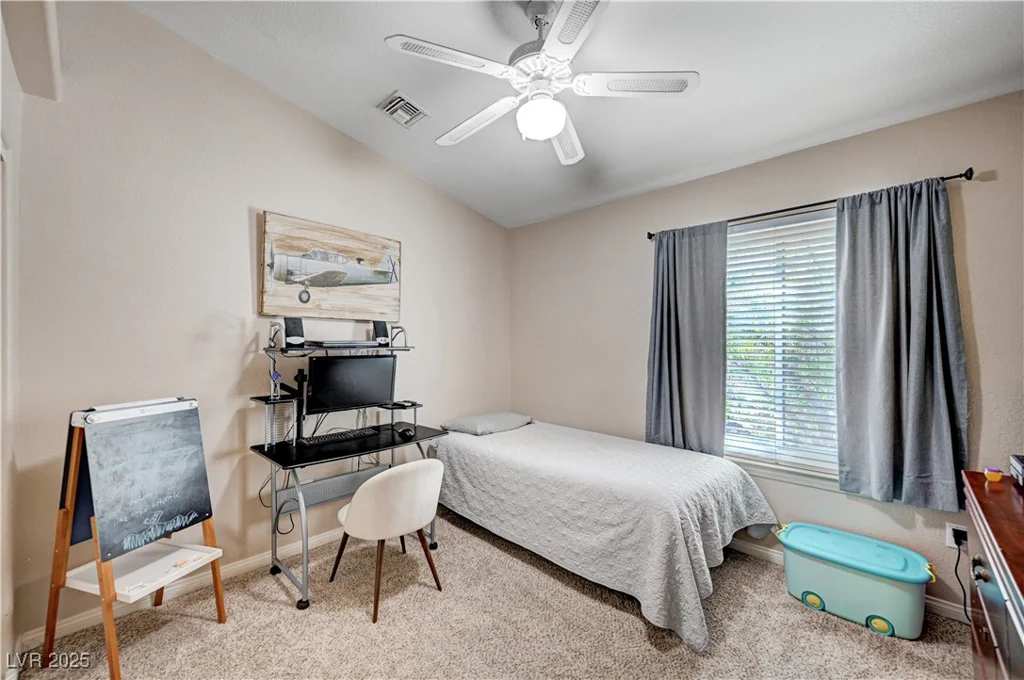 6821 Jeanette, Las Vegas, NV 89131