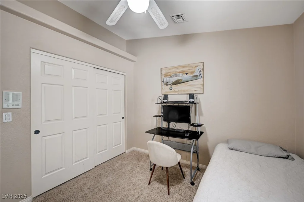 6821 Jeanette, Las Vegas, NV 89131