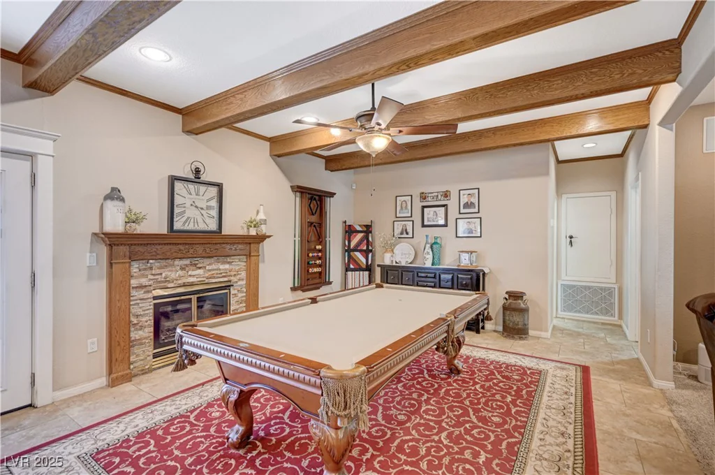 6821 Jeanette, Las Vegas, NV 89131