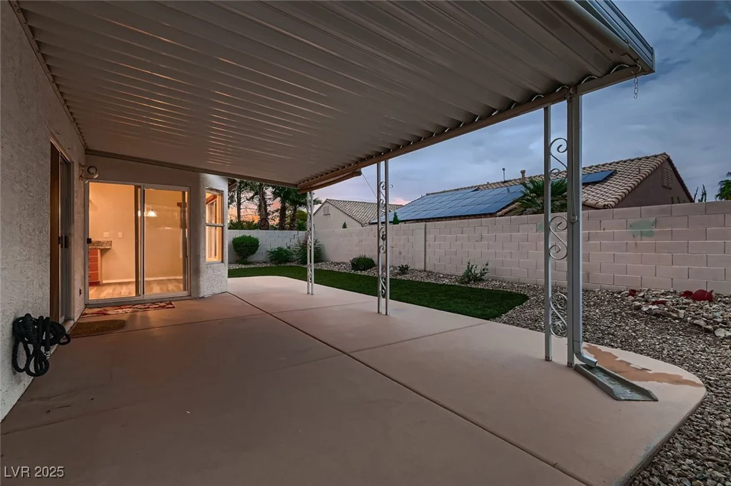 3426 Side Saddle, North Las Vegas, NV 89032