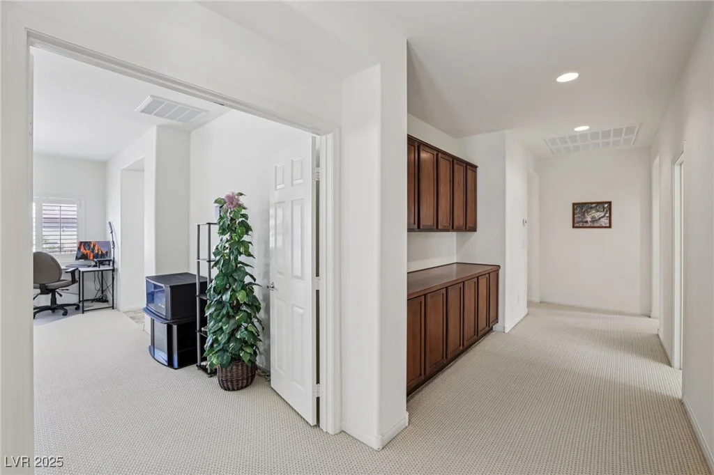 8224 Fowler Falls, North Las Vegas, NV 89085