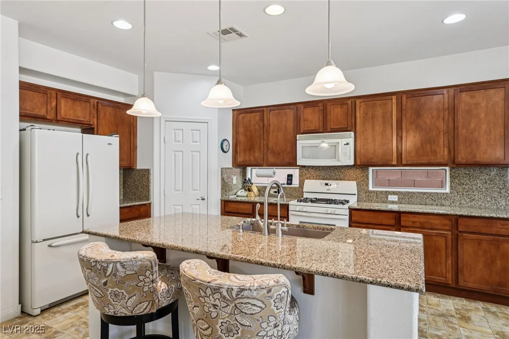 8224 Fowler Falls, North Las Vegas, NV 89085