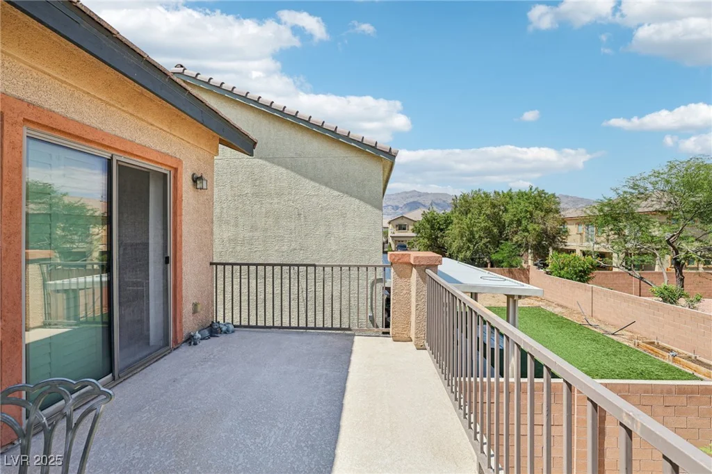 8224 Fowler Falls, North Las Vegas, NV 89085