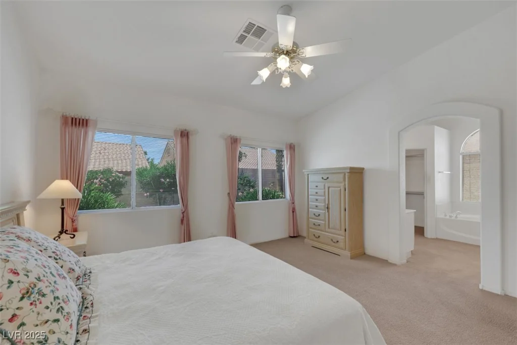 9205 Desert Village, Las Vegas, NV 89147