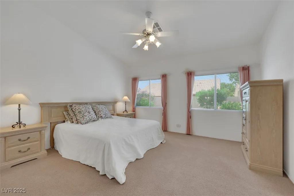 9205 Desert Village, Las Vegas, NV 89147