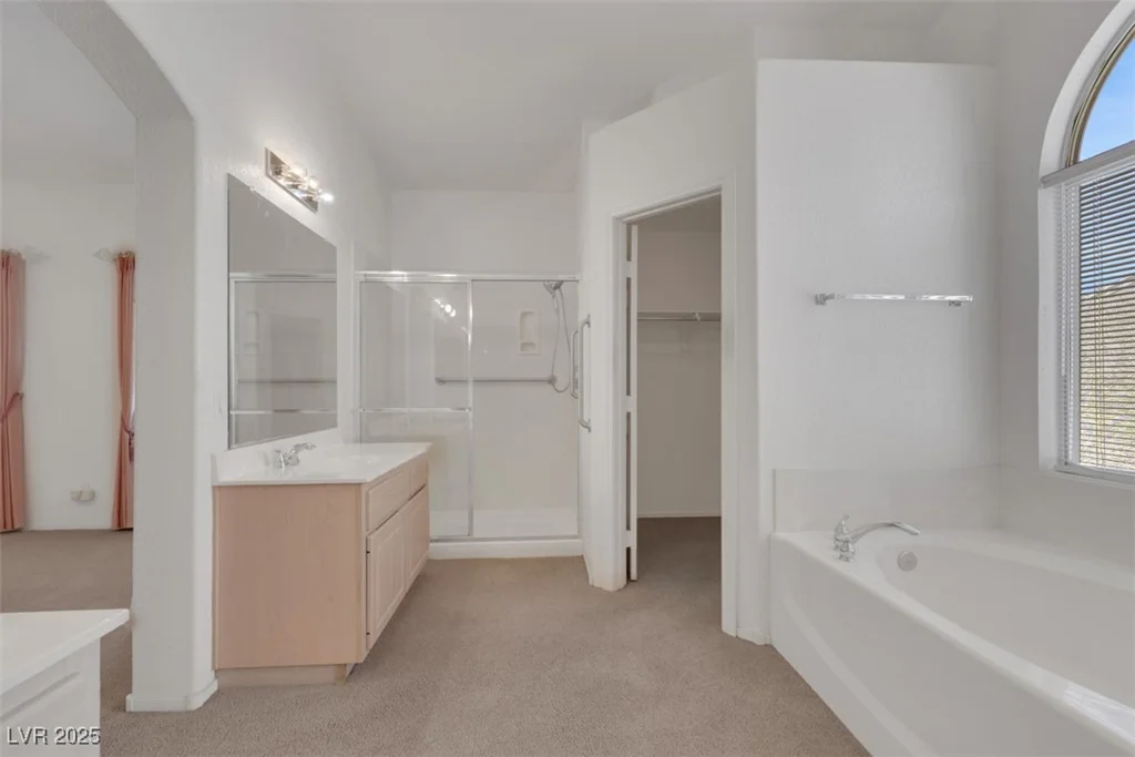 9205 Desert Village, Las Vegas, NV 89147