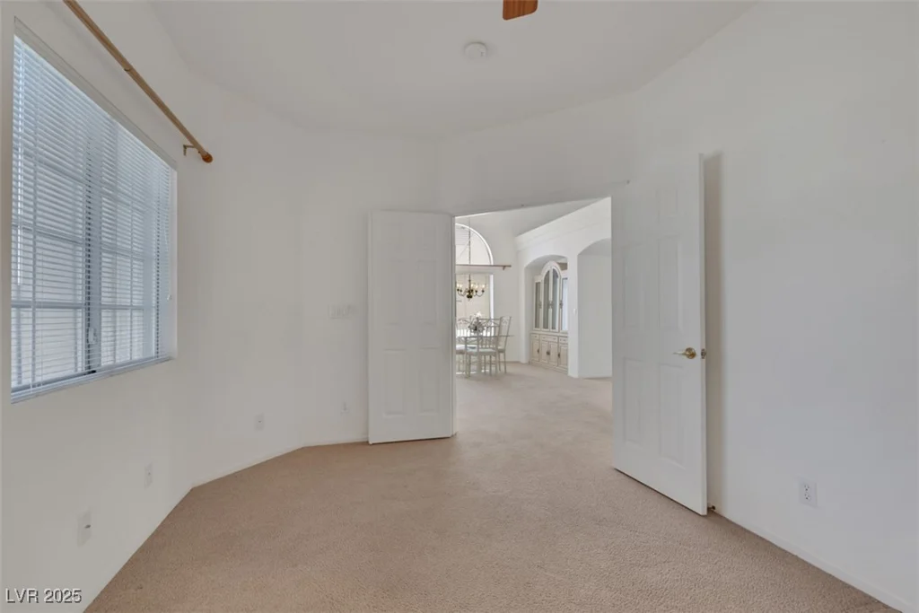 9205 Desert Village, Las Vegas, NV 89147