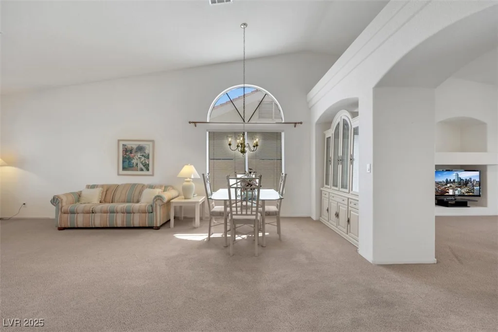 9205 Desert Village, Las Vegas, NV 89147