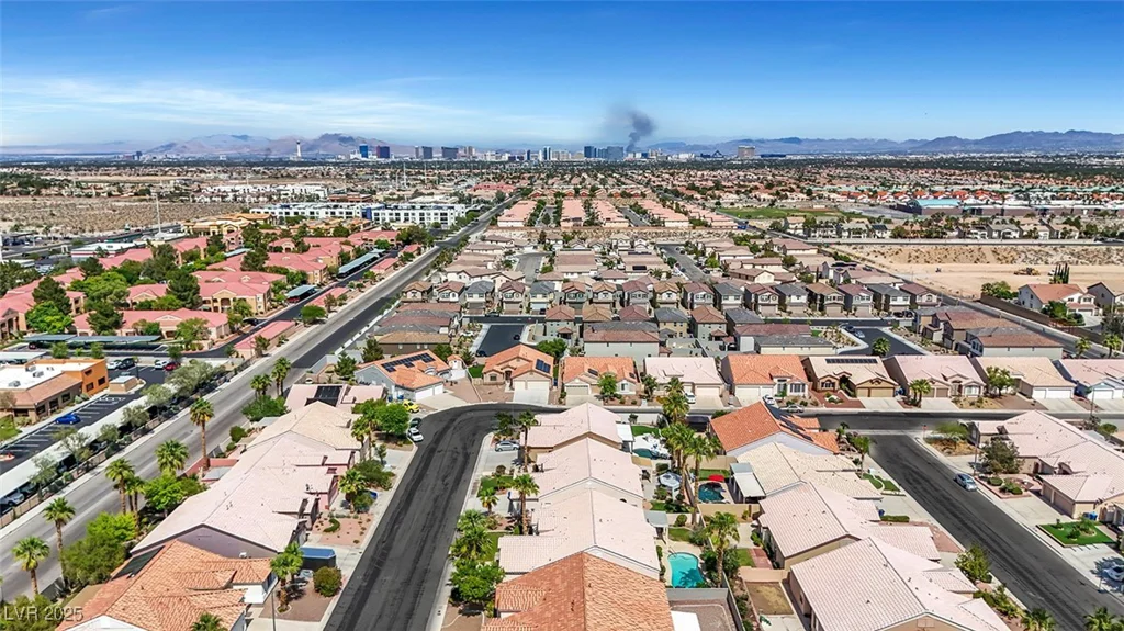 9205 Desert Village, Las Vegas, NV 89147