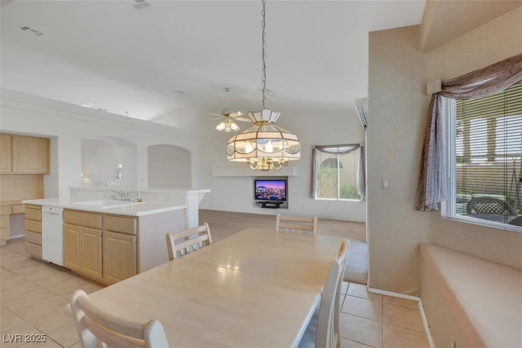 9205 Desert Village, Las Vegas, NV 89147