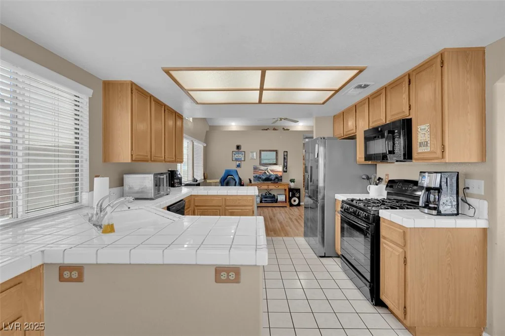 4628 Standing Bluff, Las Vegas, NV 89130