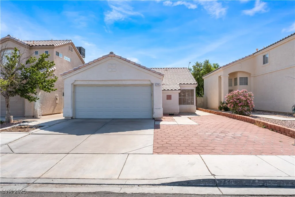 1740 Leaning Pine, Las Vegas, NV 89128