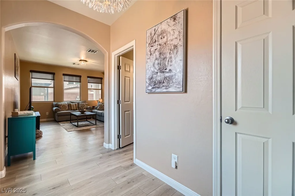 9853 Bangalore, Las Vegas, NV 89148