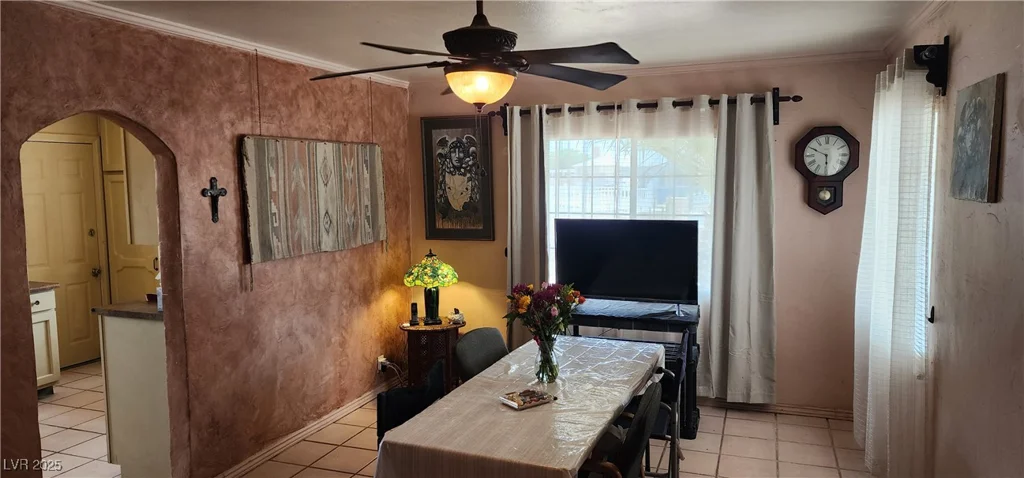 829 Dover, Las Vegas, NV 89107