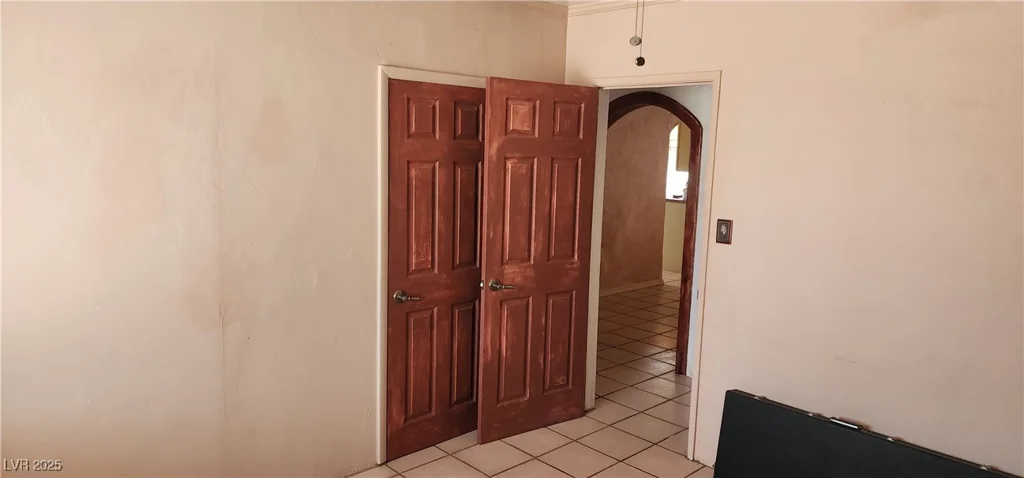 829 Dover, Las Vegas, NV 89107
