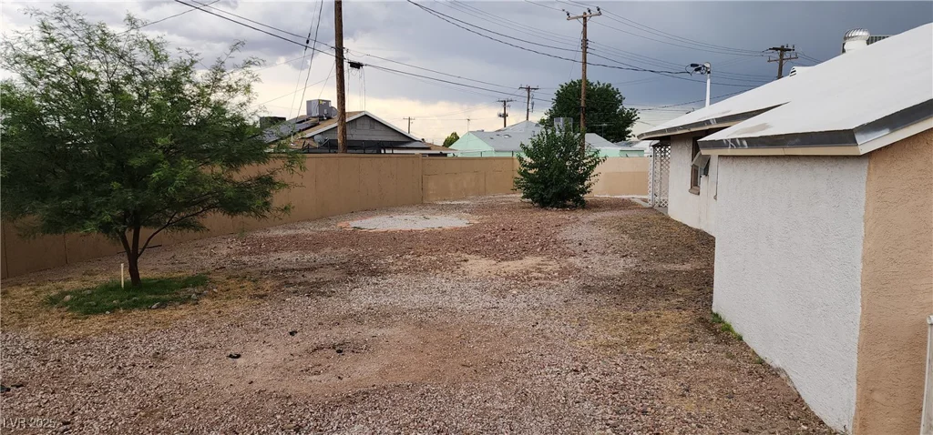 829 Dover, Las Vegas, NV 89107