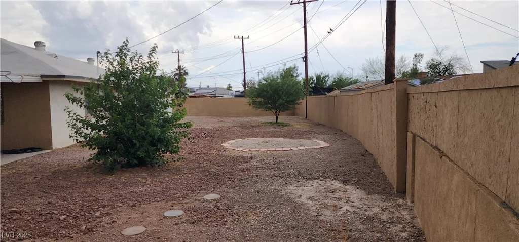 829 Dover, Las Vegas, NV 89107