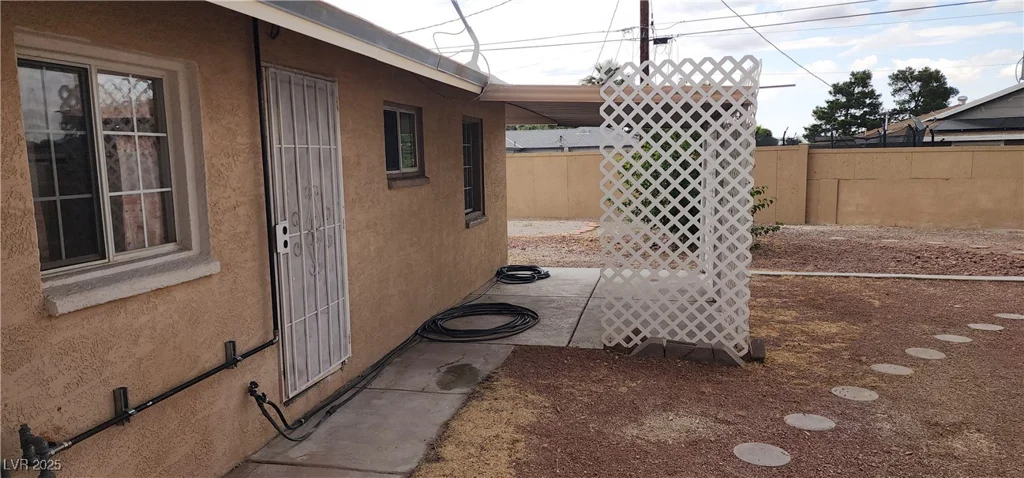 829 Dover, Las Vegas, NV 89107