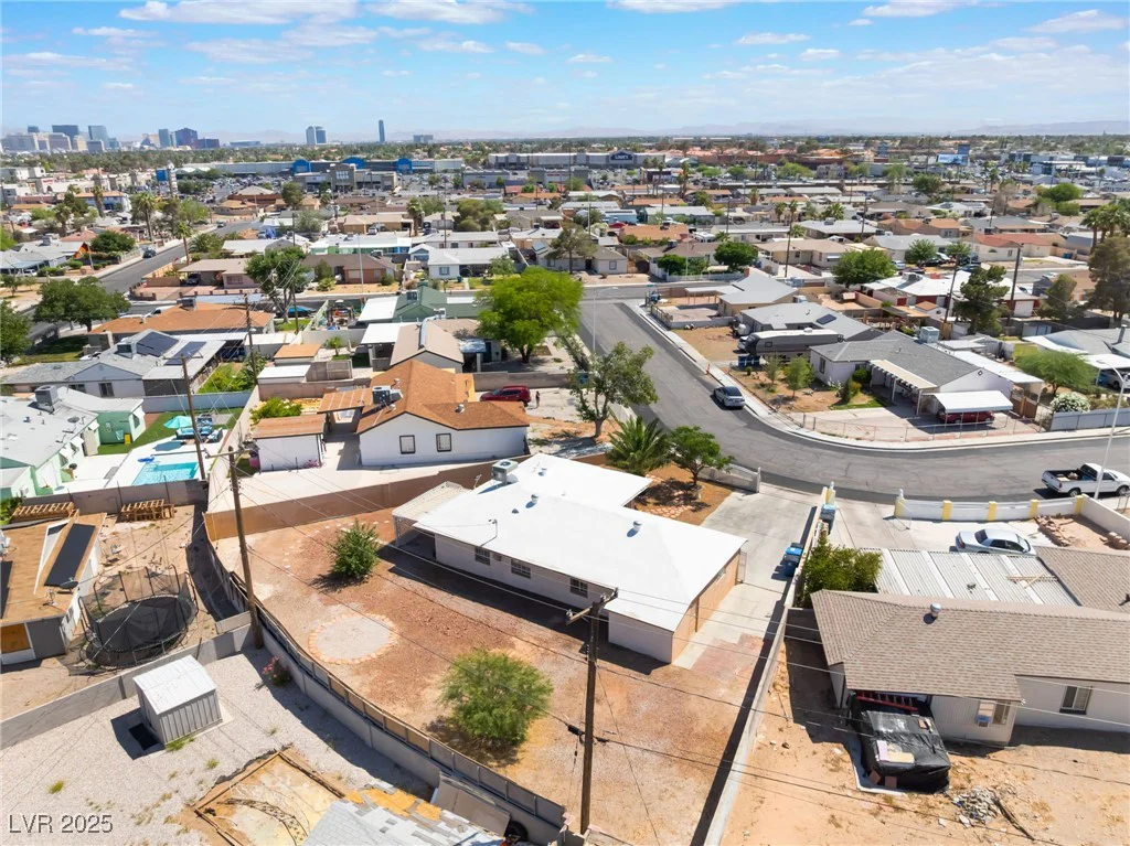 829 Dover, Las Vegas, NV 89107