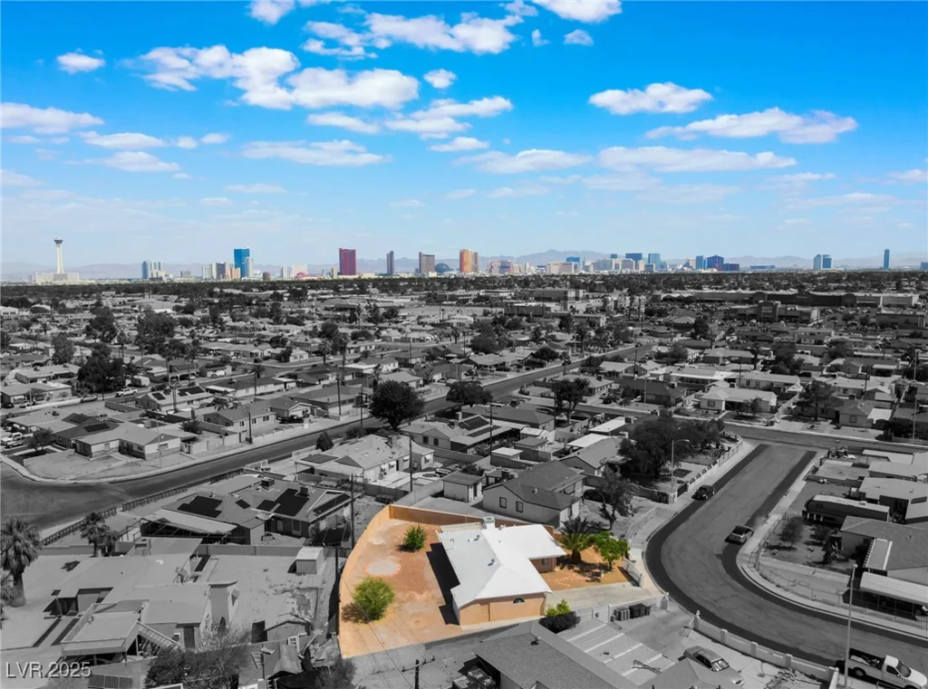 829 Dover, Las Vegas, NV 89107